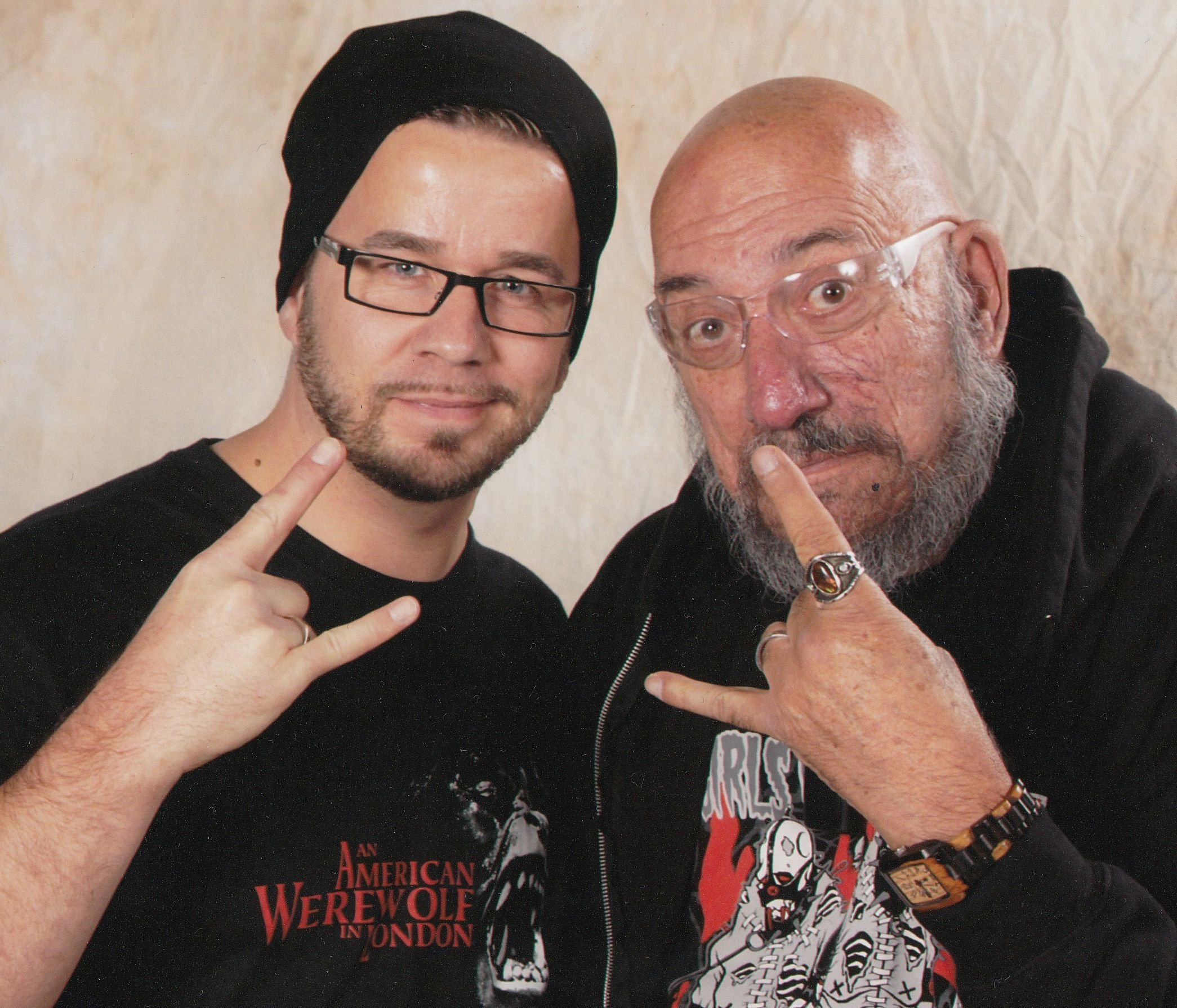 I ´m a Horror & Movie Maniac.I love to collect autographs, original Film posters and movie props, Blu Rays , Dvds, VHS and Filmbooks.