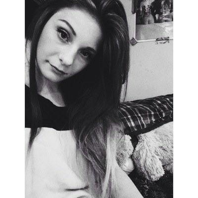 I'm not quite good at making some amazing bio. I love to read, eat, and go to museums. I listen to all kinds of music and I'm shy. Instagram: loulouamourr