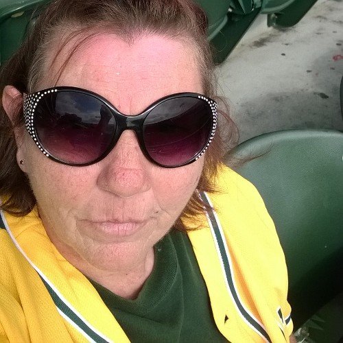 A Kyle Busch fan.A Oakland A's fan. A mom,grandma and a stoner,a animal lover and rescuer of cats. Strong supporter of TNR for feral cats!