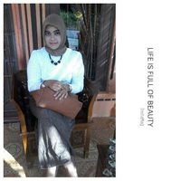 Siti Ofiana (@d6aaeba7adec4d0) 's Twitter Profile
