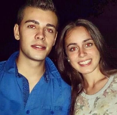 Me la lías cada vez que sonríes. La vida es dura y la mahou es clásica..