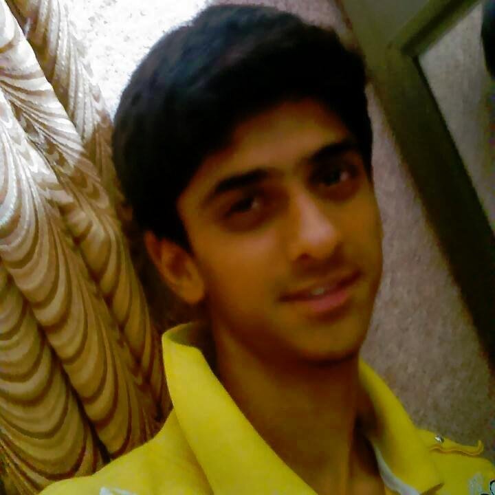 Curious Commerce Student