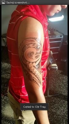 obviously im gay , and avi is one off my tattoos, dm me to get to know me
