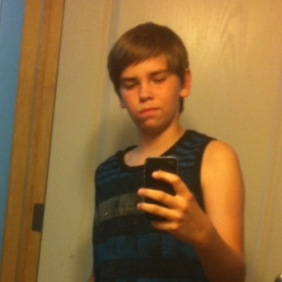 COLIiNsBOY8's profile picture. Just a small town boy trying to work towards a hockey life