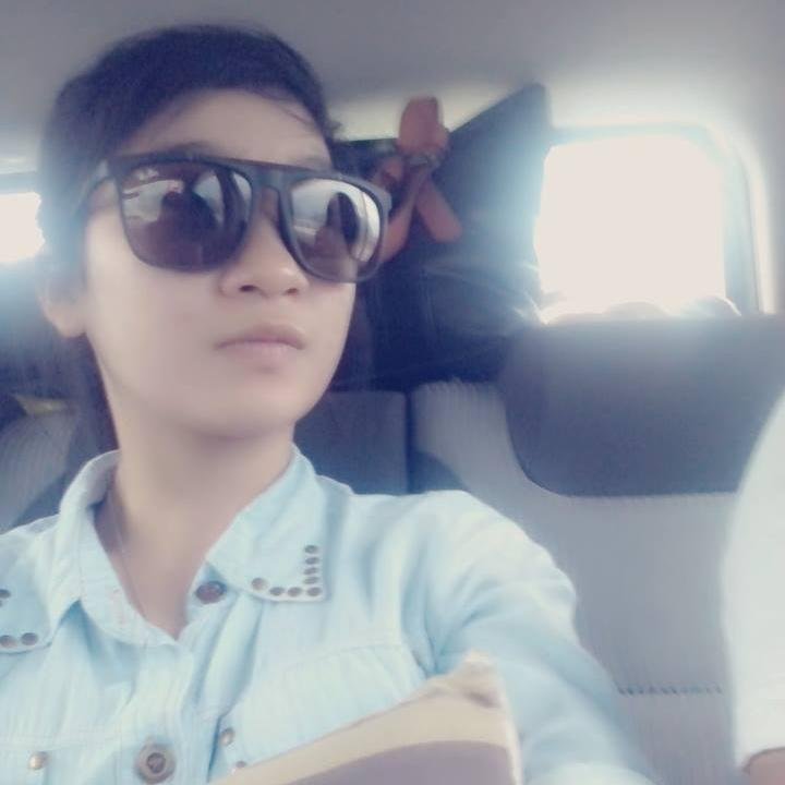 ▶ heloo , haii ? u call me EIKA ♥ i am 18 years old ♡ u follow me , i folliw u back ●︿●