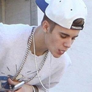 SE EU TE SEGUI EH PQ EU QUERO VC NO JELIEBERS ENTAO MANDE SEU NUMERO NA DM, PRECISAMOS DO SEU BRILHO%%%