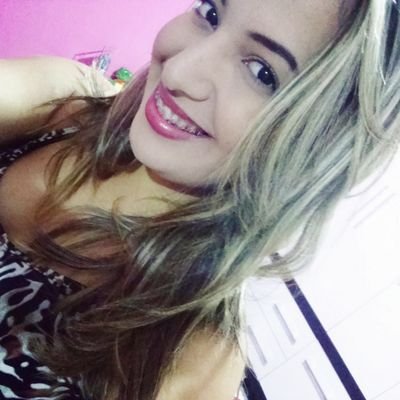 quem me vê, me vê sorrindo e vai ser seeeempre assim
.