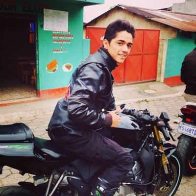 ___DeLaCruz's profile picture. me gustan las motos los BMW , ir a stick's Soy un fumadico