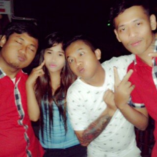 ernasar80041164's profile picture. Lierr