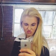 Follow me i will follow back :)