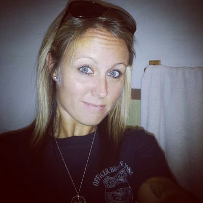 KIK: mommyx303
