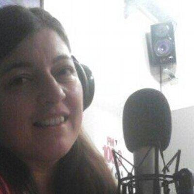 Locutora - Trabajo en La98LP - FM99.1 - FM100.3- La Plata - Diario El Dia - Amo a Dios y a la Purísima Virgen María.