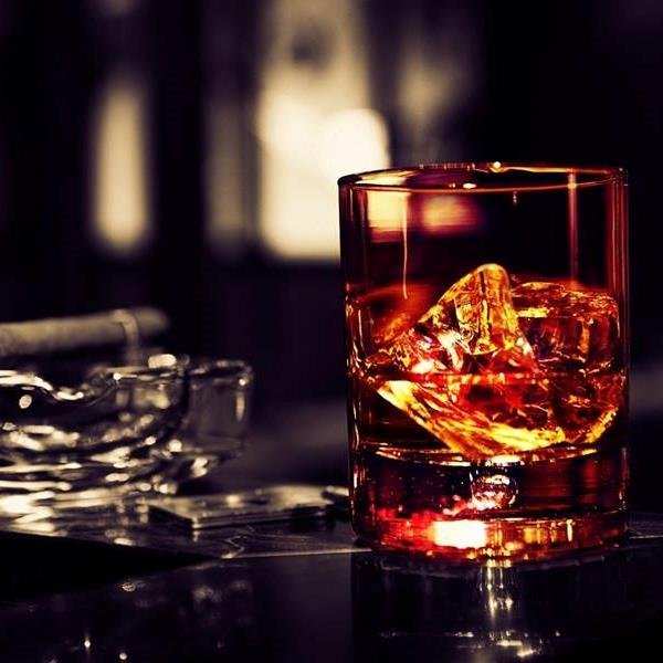 TheKingsDiem's profile picture. Specializing in Spec Scripts, Novels, Comics, Screenplays.