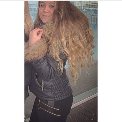 xannielugters's profile picture. Fuck ya fake friends where your real friends are ?