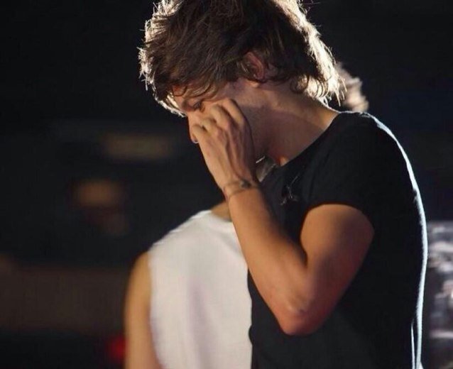 I'll tweet you if your tweet was retweeted onto Louis' timeline. I only follow people he follows.