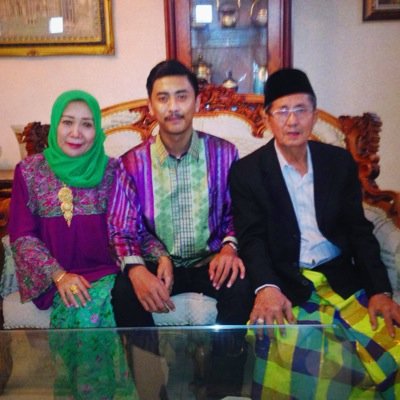 yurdani's profile picture. Founder & Brand Owner #telfonsaya