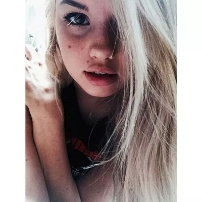 //Jessy//18//bisex//single//

Te estaba buscando por las calles gritando, esto me esta matando