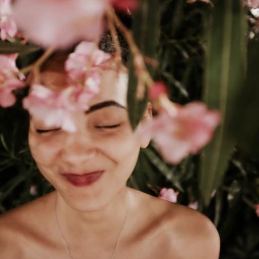 daniellaking's profile picture. #DAMPROJECTS co-founder // Independent curator & writer // Interested in #Contemporary #Art & its discourses