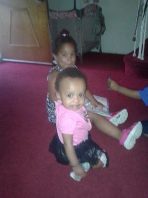 A male 25 yrs old two kids daughters 3 & 1 Love em