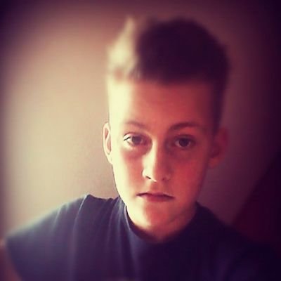 YouTuber | Servervorstellungen / Trailer.Manchmal bin ich lustig oft nicht.