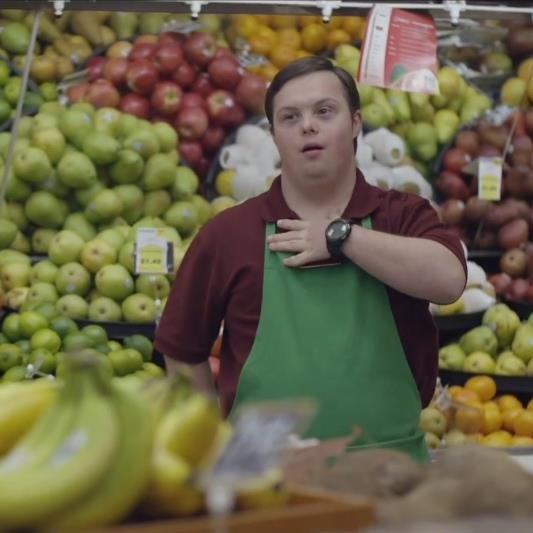 Where Hope Grows Movie :An alcoholic father and former baseball player is given a lesson in courage when he befriends a grocery store clerk with Down syndrome