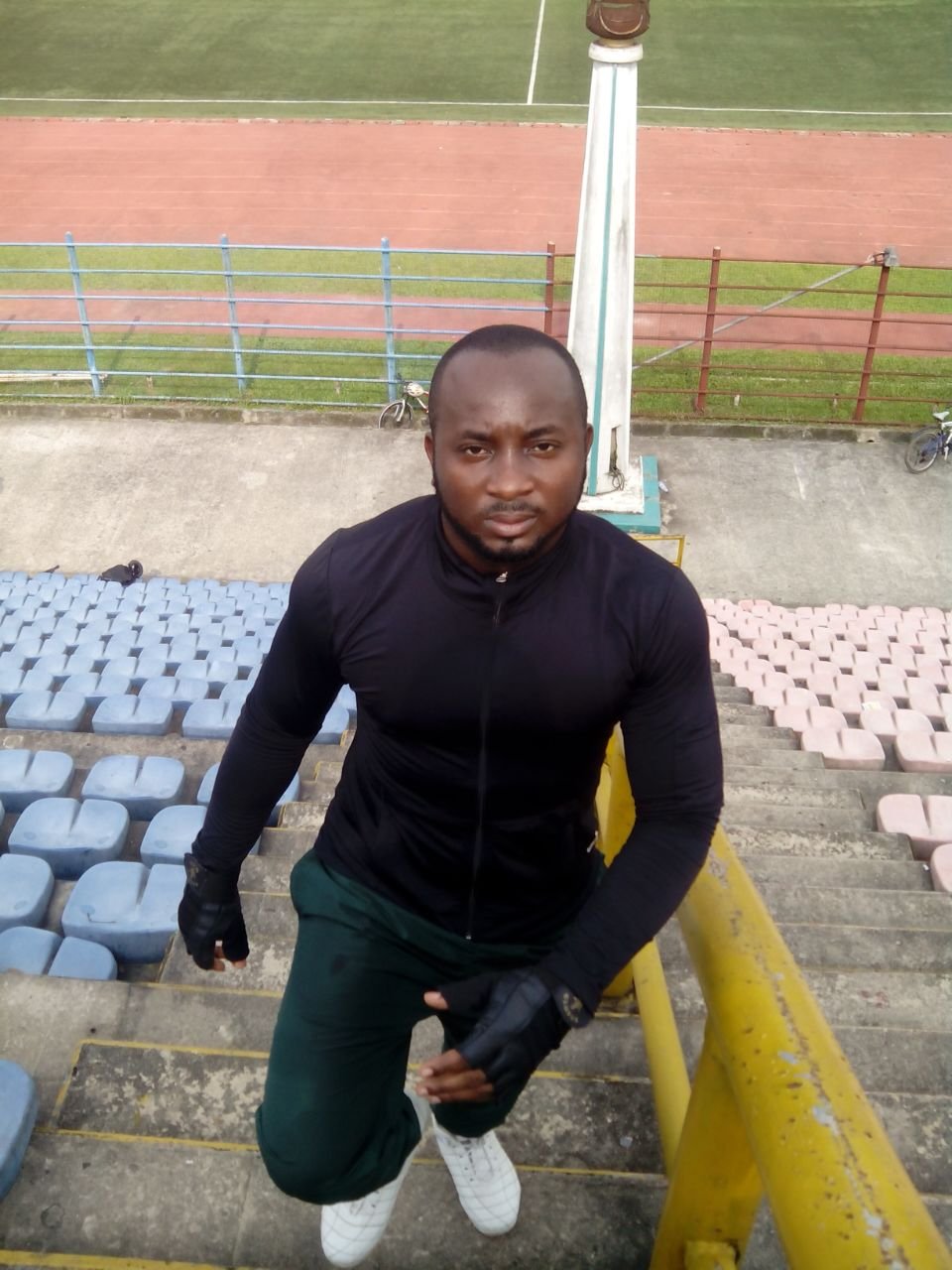 Am a man of my own i belive in my self dan anybody else, if ur twitting with me ur twitting wit d best
