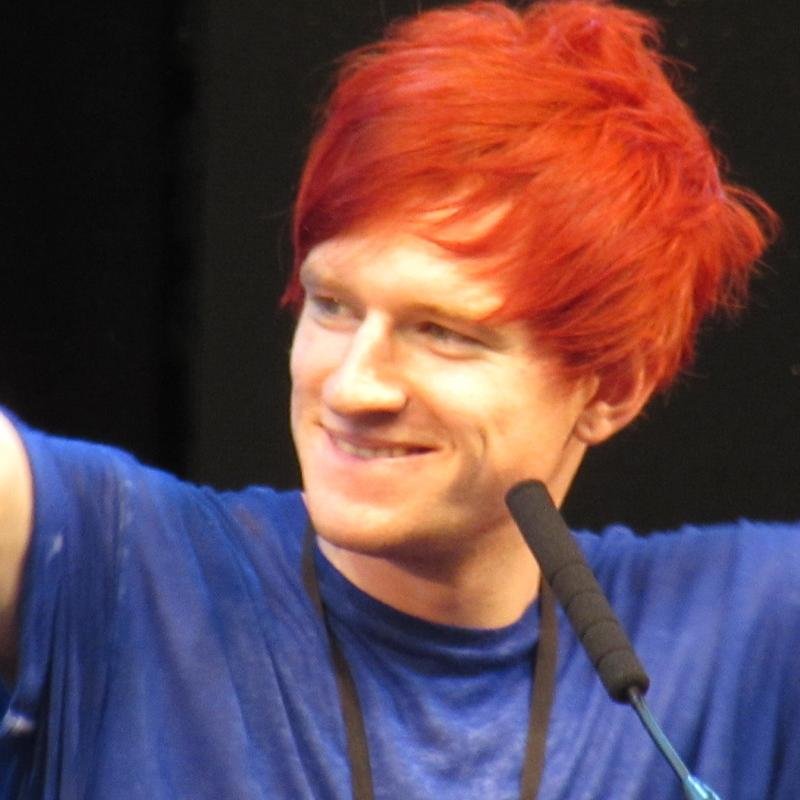 An active community run by @LukeIsNotSexy and friends. Chat with text or voice, hang out, get life advise, play games and make new friends! 💕