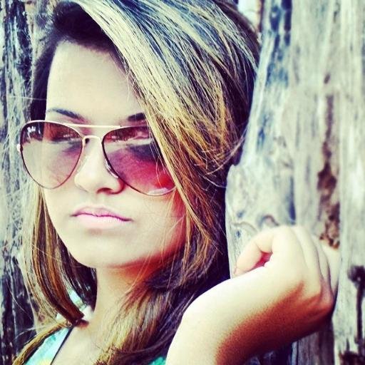É necessário sempre acreditar que o sonho é possível e que o céu é o limite. ✌ ✨