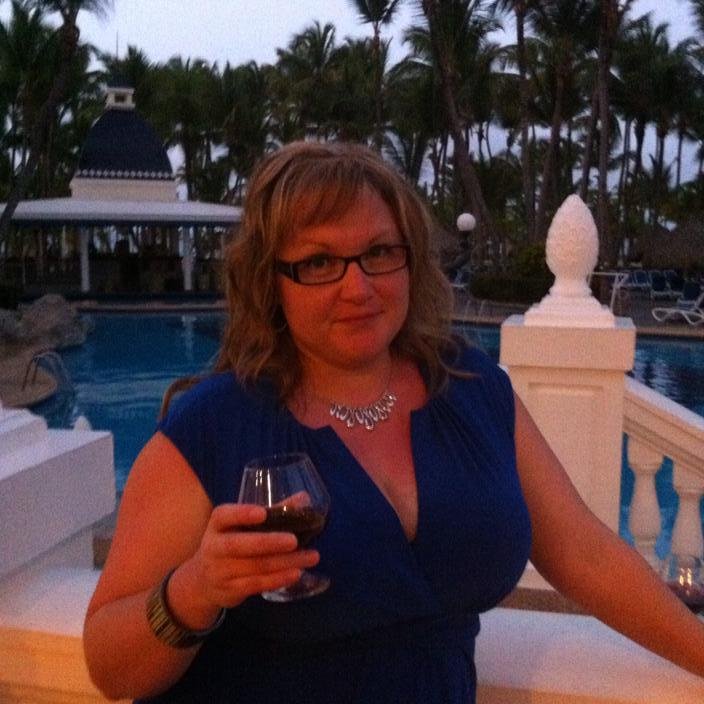 CindyNFreeman's profile picture. Teacher, mother, wife, daughter, sister, auntie and friend. If you have nothing nice to say.....come sit beside me ;-)