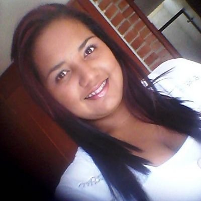 La.vida es una sola X eso hay q luchar X nuestros propósitos no vivas.del q.dirán date gusto a ti mismo