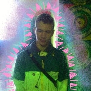 simolemarklanda's profile picture. Сектант. Люблю Настю.