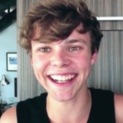 5soshaddaily's profile picture. // @adoracal //