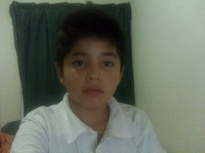 arathramirez6's profile picture. si los mares y los rios se unen  xq no unir tus labios y los mios?