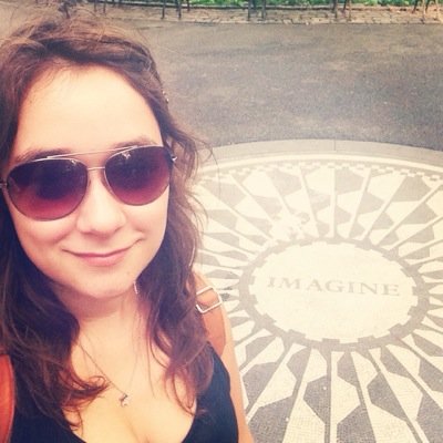 romimina_'s profile picture. 29. Soy una señora. The Beatles forever ♥ Doy jugo con Arctic Monkeys. No me siga, hablo mucha estupidez.