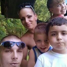 LovernSandra's profile picture. 