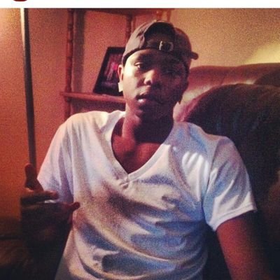 Im focus on some dollars fuck u count money