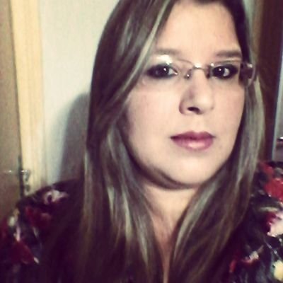 Psicóloga, São Paulina, pisciana, feliz e apaixonada pela vida que tem!