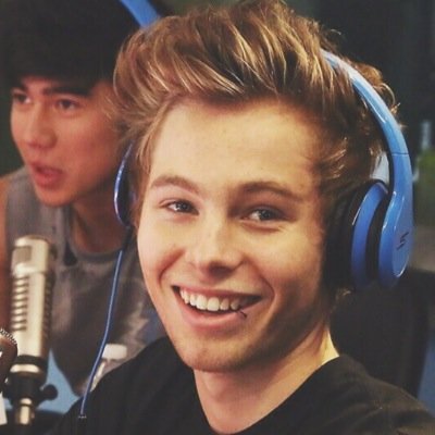 Yum_Luke's profile picture. Roses are red. Violits are blue, I like 5sos, More than I like you.