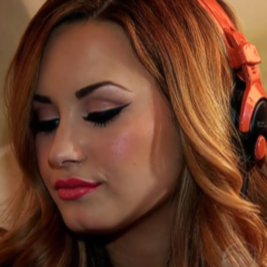 onlymydemetria's profile picture. here to support demi lovato