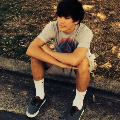 ¿¿he's cute, but is he magcon boy cute?? two super cool ppl run this acc lol
