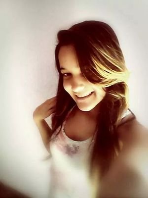 Ú.Ú Eh que vc me causa febre de uns 40 graus ou um pouco mais eu quero soh vc eu amo soh vc e o resto tanto faz tanto faz