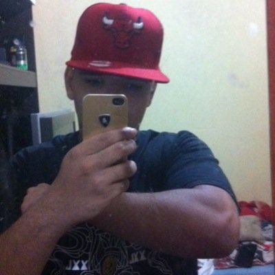 E é nóis, vamo brindar o dia de hoje
O amanhã só pertence a Deus
A vida é loka!!!