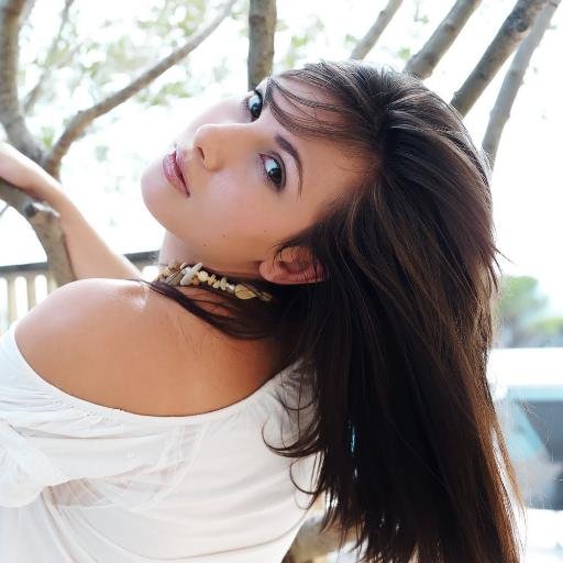 Martina Frey  Comerciante, Cuero y Regaleria