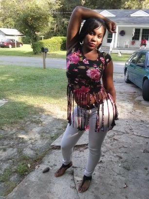 College Student, C/o 2017 . Follow Me or Nah ?