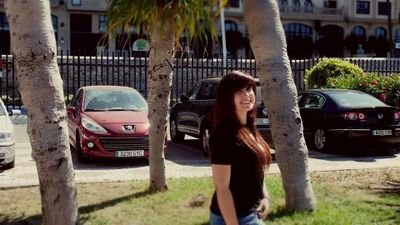 Amante de los libros,de la música y del cine. | Todos queremos obtener felicidad sin dolor, pero no se puede tener un arcoíris sin un poco de lluvia |