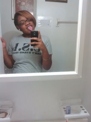 [92614) My King && Im His Queen . We one BIG team and Nobody will break between this team .