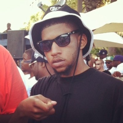 He a get money nigga you should fuck wit em......
