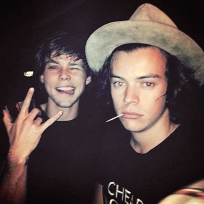 • | b o y b a n d s r u i n e d m y l i f e | •