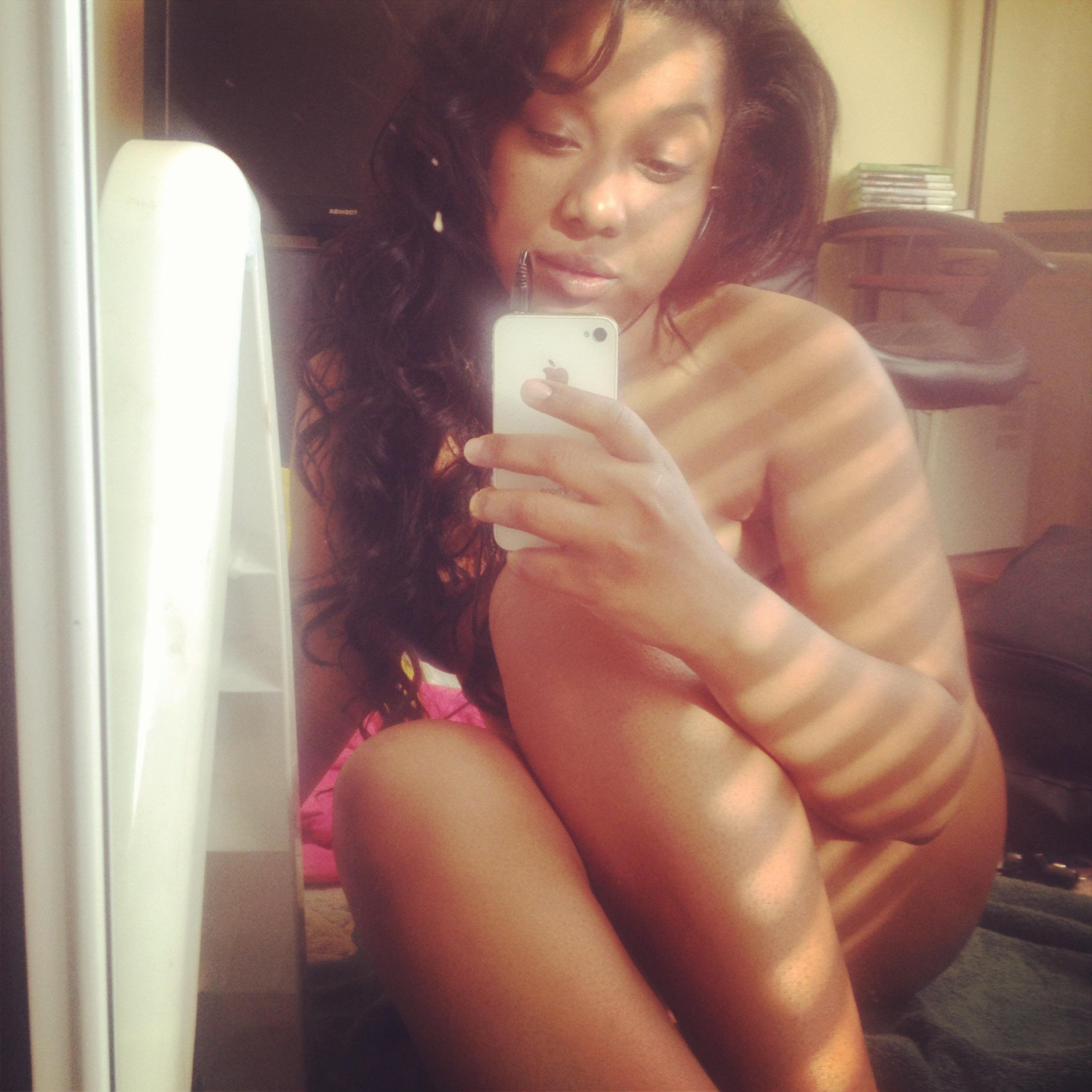 Exotic Dancer, Webcam / Internet Model, Virtual Girl Friend