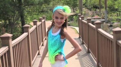I'm a 8 year old,I love Fashion and Dance Moms and Minecraft.